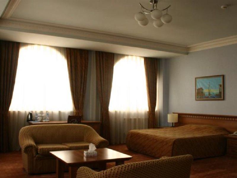 Caspian Palace Hotel Baku Exterior photo