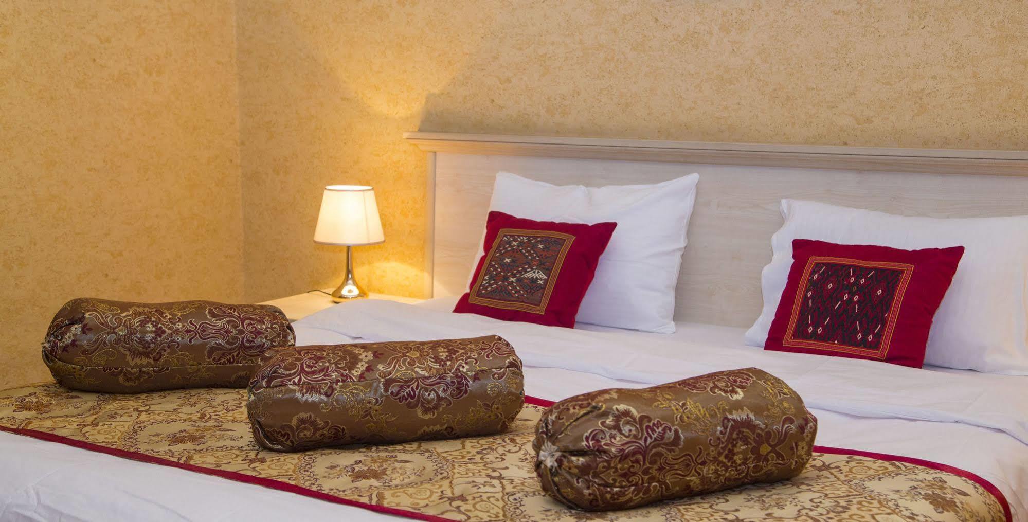 Caspian Palace Hotel Baku Exterior photo