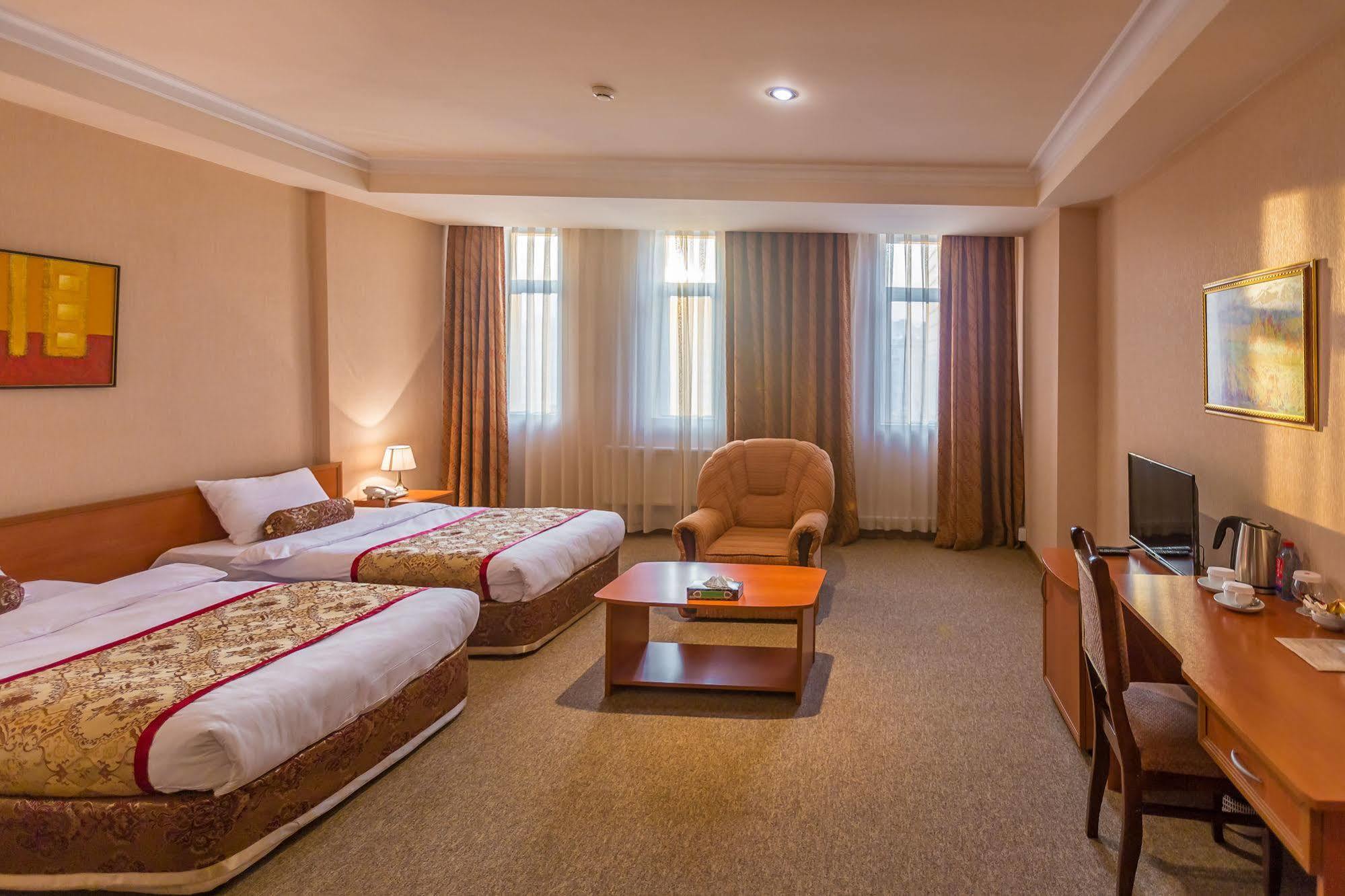 Caspian Palace Hotel Baku Exterior photo