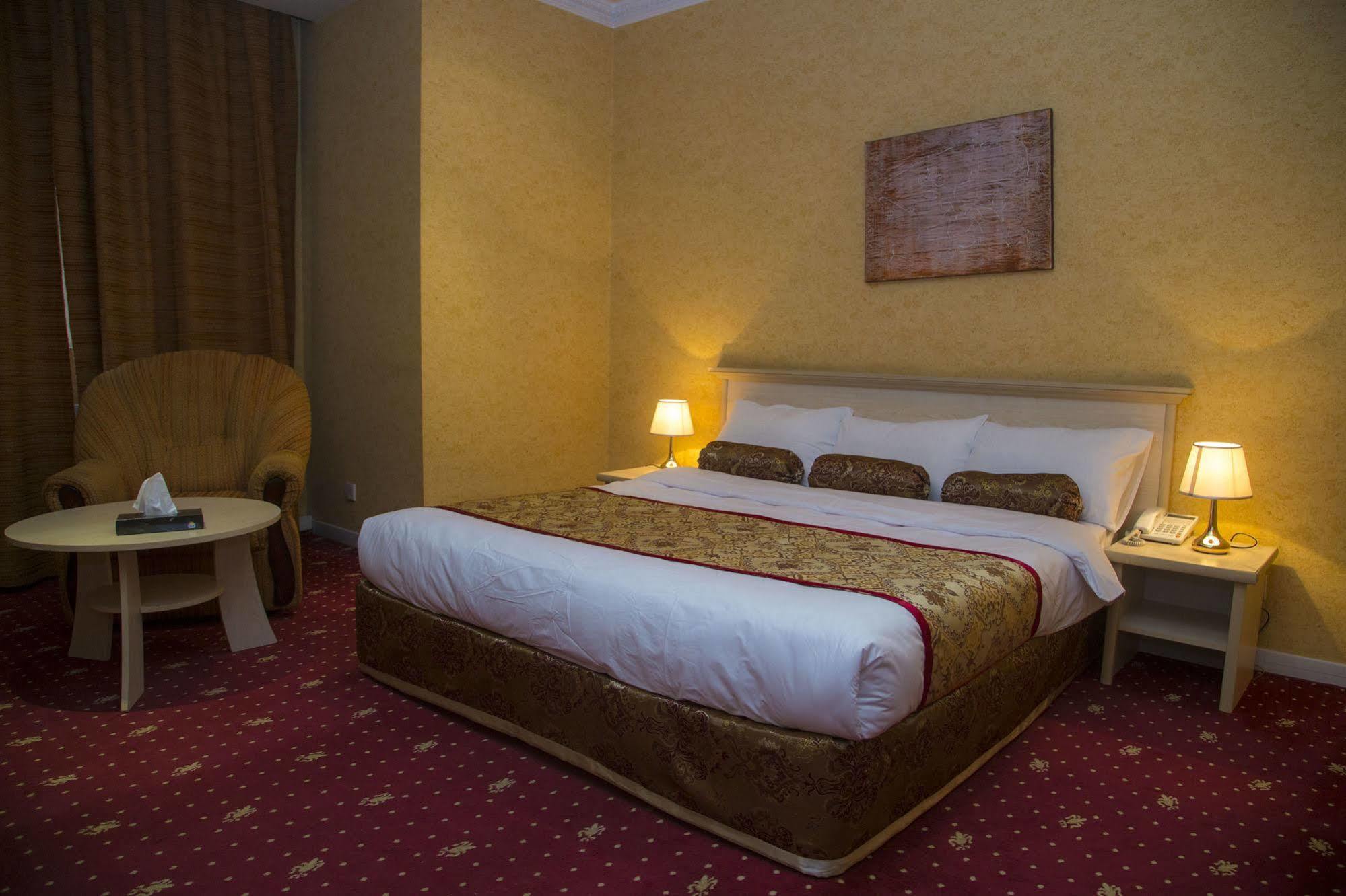 Caspian Palace Hotel Baku Exterior photo